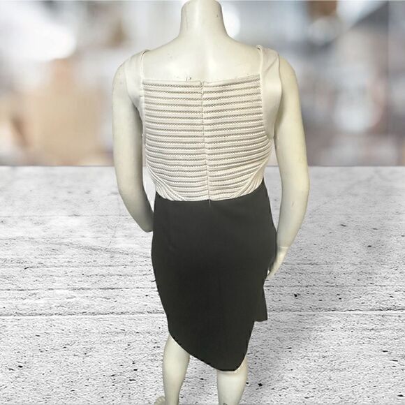Sangria Woman Black & White Cocktail Dress - Picture 4 of 6
